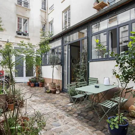 Hippie Foody Lovers Apartment *